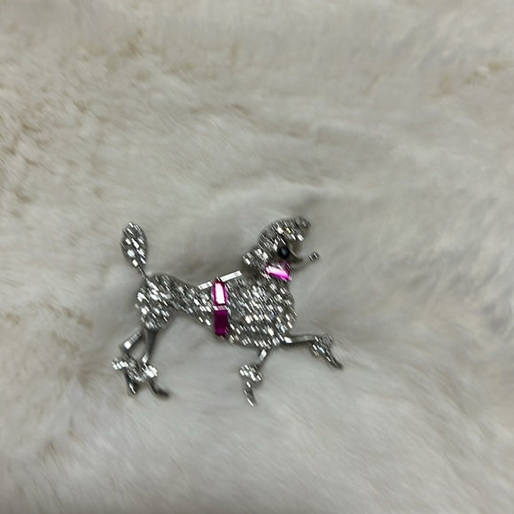 Rhinestone Poodle Pendant - Picture 3 of 6